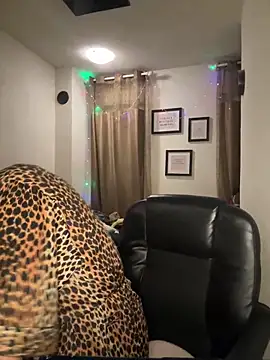 -RAHELA- online show from December 15, 2025, 3:51 pm