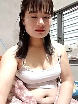 kute-00 online show from December 18, 2025, 2:32 pm