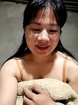 Snapshot of kute-00 chatting on November 2, 2025, 3:22 am kute-00 online show from November 2, 2025, 3:22 am