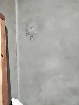 kute-00 online show from February 8, 2026, 1:47 am