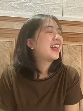 Lonnina online show from October 22, 2025, 8:03 am