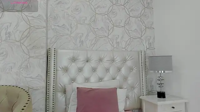 Snapshot of amara_rousse chatting on October 18, 2025, 11:45 am amara rousse online show from October 18, 2025, 11:45 am