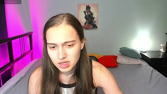 Snapshot of Alisa__Kelly chatting on October 21, 2025, 1:27 am Alisa Kelly online show from October 21, 2025, 1:27 am