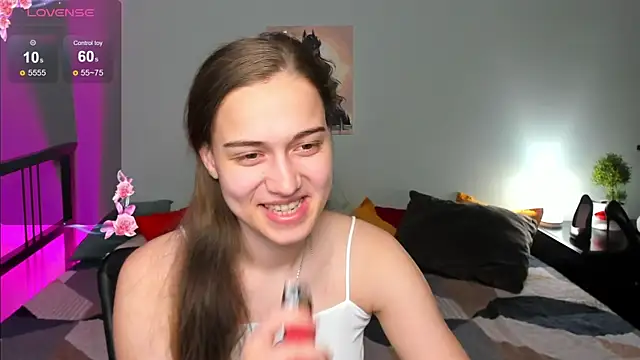 Snapshot of Alisa__Kelly chatting on October 25, 2025, 12:43 am Alisa Kelly online show from October 25, 2025, 12:43 am