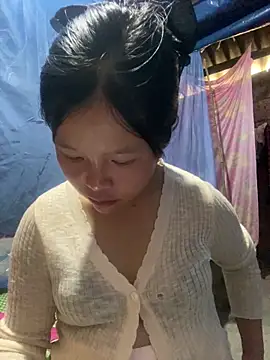 Snapshot of O_o_UwU_o_O chatting on October 11, 2025, 3:40 am O o UwU o O online show from October 11, 2025, 3:40 am