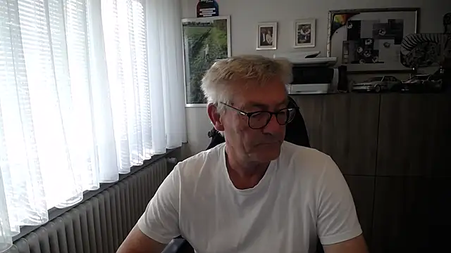randyandy67 online show from July 28, 2026, 5:26 am