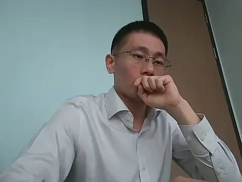 miniyellower online show from January 16, 2026, 6:28 am