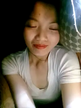 ngan-cute online show from October 26, 2025, 2:17 pm