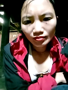 ngan-cute online show from October 26, 2025, 2:12 am