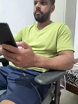Snapshot of Vineeth3906 chatting on June 7, 2026, 11:59 am Vineeth3906 online show from June 7, 2026, 11:59 am