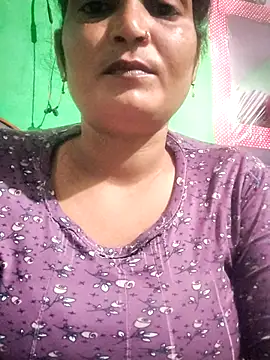 Snapshot of Kavya_hot chatting on November 18, 2025, 1:14 pm Kavya hot online show from November 18, 2025, 1:14 pm