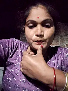 Kavya hot online show from October 29, 2025, 3:44 pm