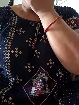 Snapshot of angel_ridhi chatting on May 11, 2026, 4:14 am angel ridhi online show from May 11, 2026, 4:14 am