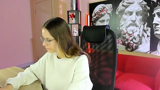 Carrie Rose online show from October 1, 2025, 4:17 am