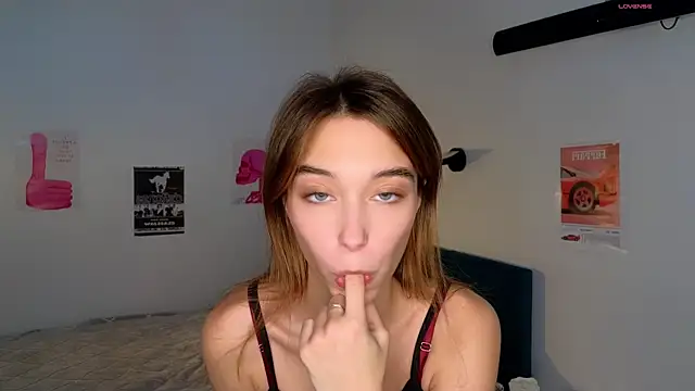 Snapshot of vixinp chatting on October 9, 2025, 8:26 am vixinp online show from October 9, 2025, 8:26 am