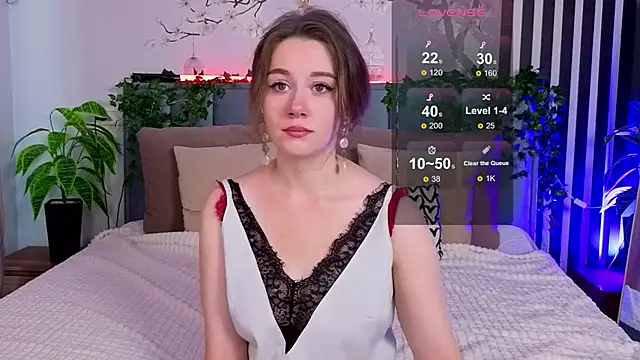 SkyHelen online show from October 6, 2025, 5:30 am