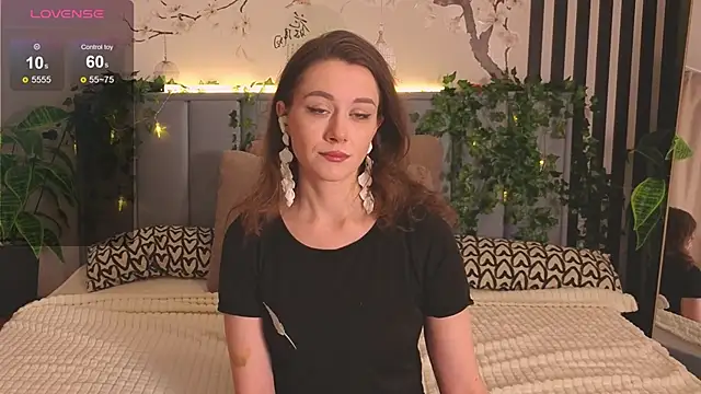 SkyHelen online show from January 7, 2026, 4:28 am