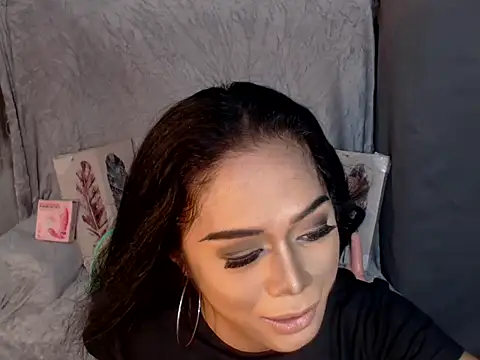 Snapshot of SerenityFoxx chatting on October 24, 2025, 11:31 am SerenityFoxx online show from October 24, 2025, 11:31 am