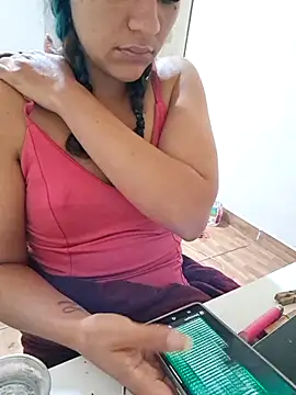 euahotmarii20 online show from October 9, 2025, 6:08 pm