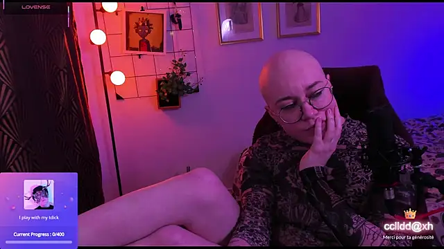 MossPrince online show from November 2, 2025, 4:23 pm