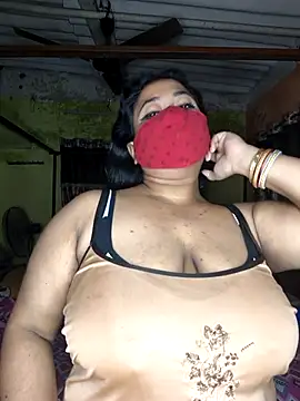 Snapshot of Smile-quien chatting on December 4, 2025, 6:56 am Smile-quien online show from December 4, 2025, 6:56 am