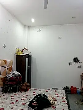 Rakhi sawant143 online show from November 8, 2025, 3:32 am