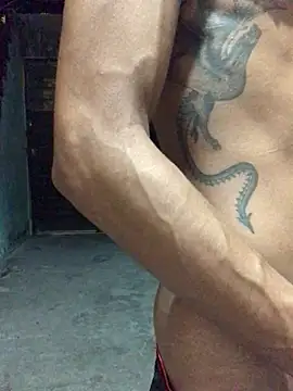 lcsexy45 online show from April 18, 2026, 4:15 am