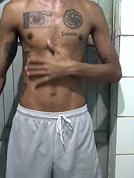 lcsexy45 online show from July 18, 2026, 4:26 pm