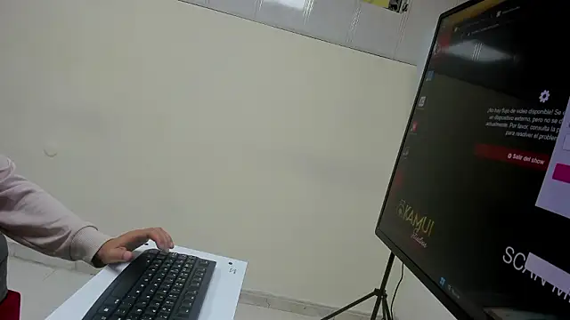 Natashanaughty online show from March 13, 2026, 12:37 am