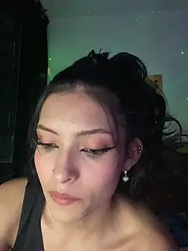 Snapshot of Mia_Clay1 chatting on May 17, 2026, 4:01 am Mia Clay1 online show from May 17, 2026, 4:01 am