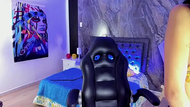 Mia Clay1 online show from October 25, 2025, 6:30 pm