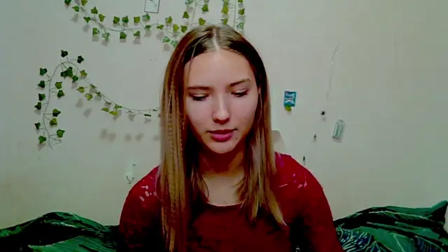 Snapshot of _kikiclark__ chatting on November 20, 2025, 5:13 pm kikiclark online show from November 20, 2025, 5:13 pm