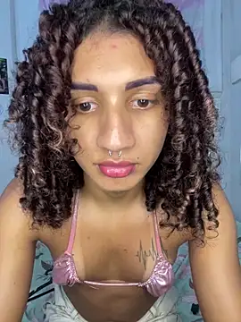 Jade Munich online show from April 19, 2026, 3:29 am