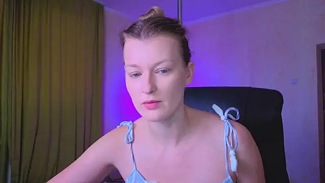 MysticVenus  online show from March 15, 2026, 9:05 am