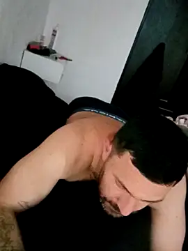 Snapshot of Alex_404040 chatting on September 23, 2025, 8:38 pm Alex 404040 online show from September 23, 2025, 8:38 pm