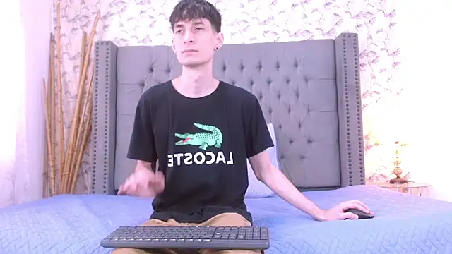 Snapshot of Luke_Carter chatting on November 8, 2025, 1:03 pm Luke Carter online show from November 8, 2025, 1:03 pm