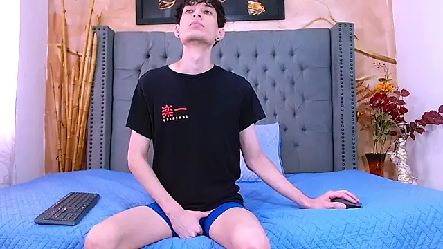 Snapshot of Luke_Carter chatting on November 29, 2025, 1:11 pm Luke Carter online show from November 29, 2025, 1:11 pm