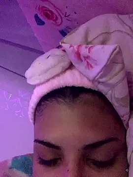 luluzinhax online show from January 15, 2026, 3:43 am