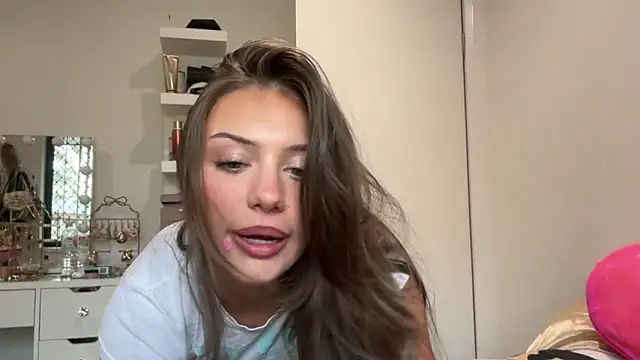 cassiess1 online show from February 15, 2026, 3:29 am