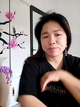 Snapshot of sumy-00 chatting on March 9, 2026, 7:12 am sumy-00 online show from March 9, 2026, 7:12 am