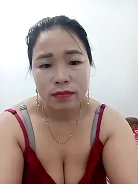 Snapshot of sumy-00 chatting on February 28, 2026, 12:32 am sumy-00 online show from February 28, 2026, 12:32 am