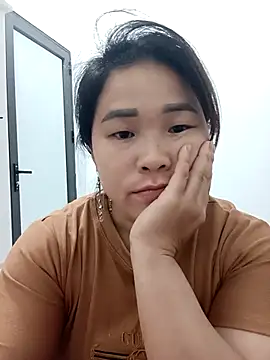 Snapshot of sumy-00 chatting on March 5, 2026, 3:19 pm sumy-00 online show from March 5, 2026, 3:19 pm