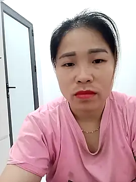 Snapshot of sumy-00 chatting on February 14, 2026, 9:42 am sumy-00 online show from February 14, 2026, 9:42 am