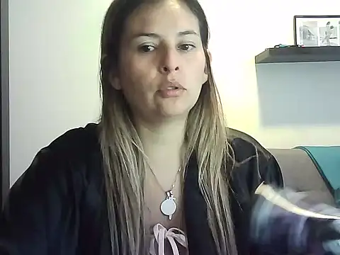 Snapshot of Valery__Rouse_ chatting on May 17, 2026, 4:29 pm Valery Rouse online show from May 17, 2026, 4:29 pm