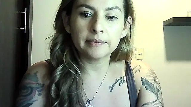 Valery  Rouse  online show from March 31, 2026, 1:29 am