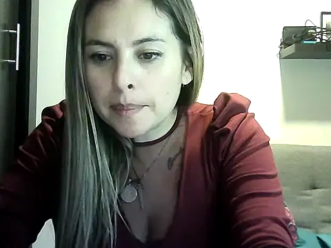 Snapshot of Valery__Rouse_ chatting on April 28, 2026, 2:38 am Valery Rouse online show from April 28, 2026, 2:38 am