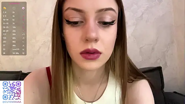 Snapshot of MustangMuse chatting on October 14, 2025, 11:33 am MustangMuse online show from October 14, 2025, 11:33 am