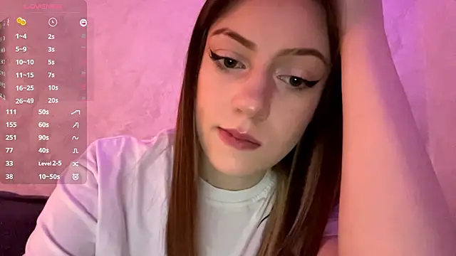 Snapshot of MustangMuse chatting on November 5, 2025, 3:15 pm MustangMuse online show from November 5, 2025, 3:15 pm