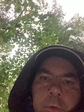 Snapshot of GeilerHSVFAN1989 chatting on October 9, 2025, 3:45 pm GeilerHSVFAN1989 online show from October 9, 2025, 3:45 pm