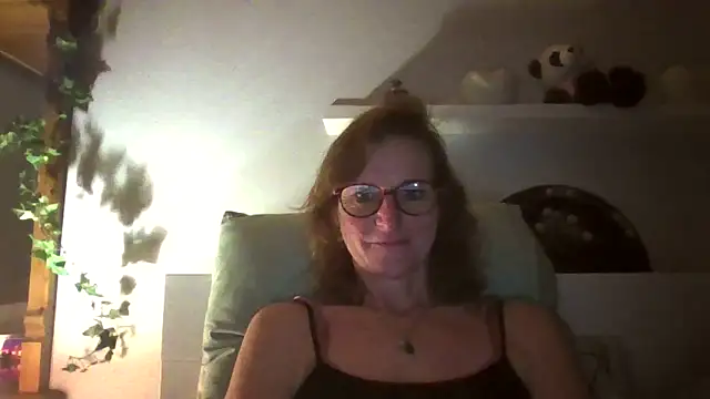 Snapshot of Valinella chatting on September 17, 2025, 7:16 pm Valinella online show from September 17, 2025, 7:16 pm